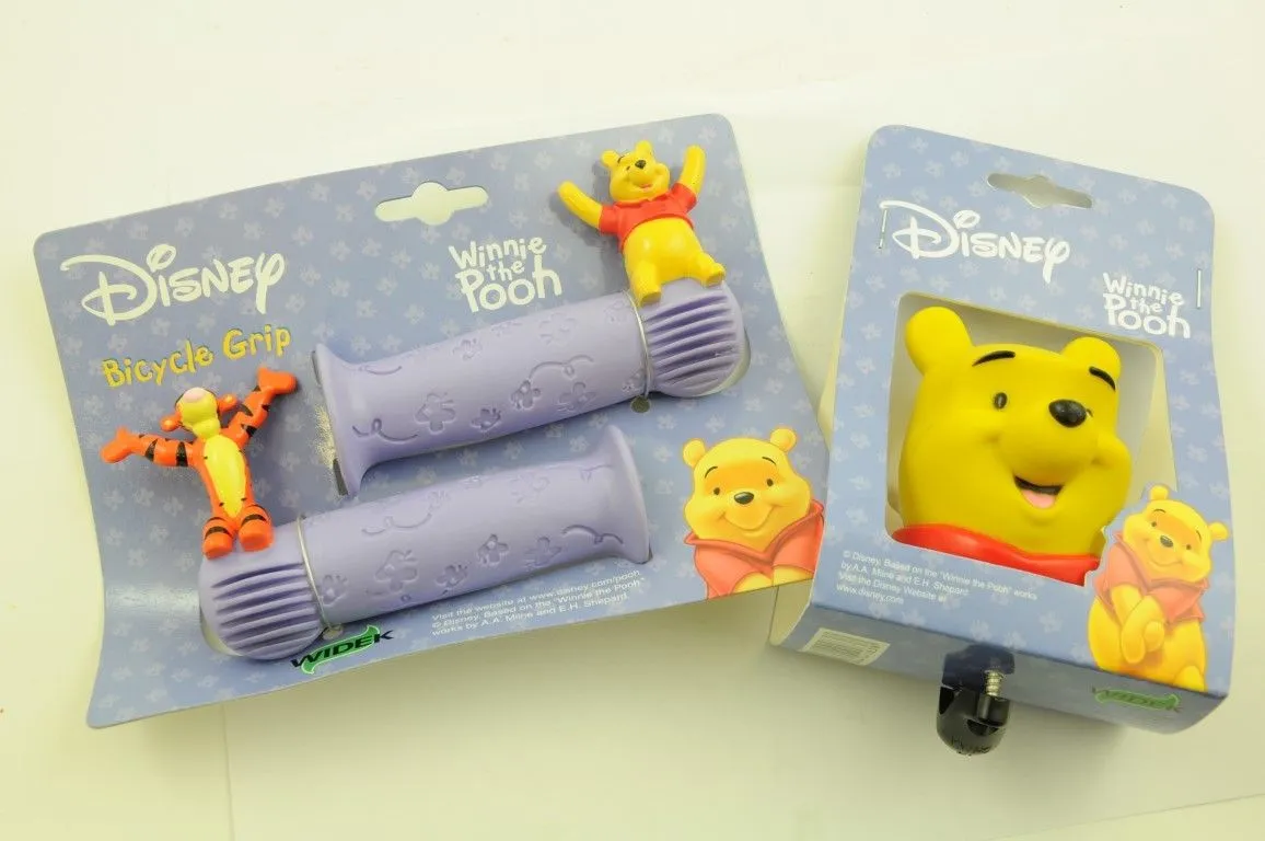 WINNIE THE POOH & TIGGER GRIPS, WITH A WINNIE THE POOH HANDLEBAR HORN -SQUEAKER